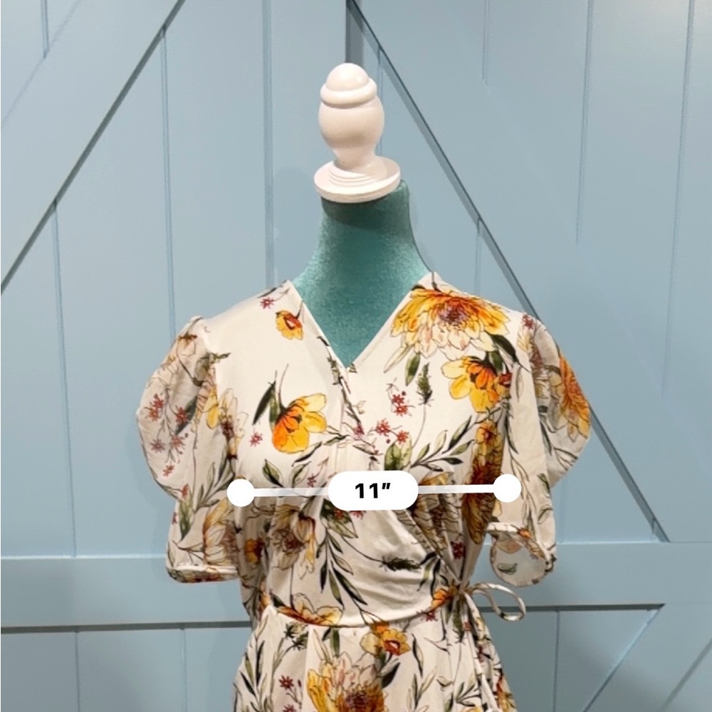 PerSeption Concept Floral Wrap Top - Cream and Yellow